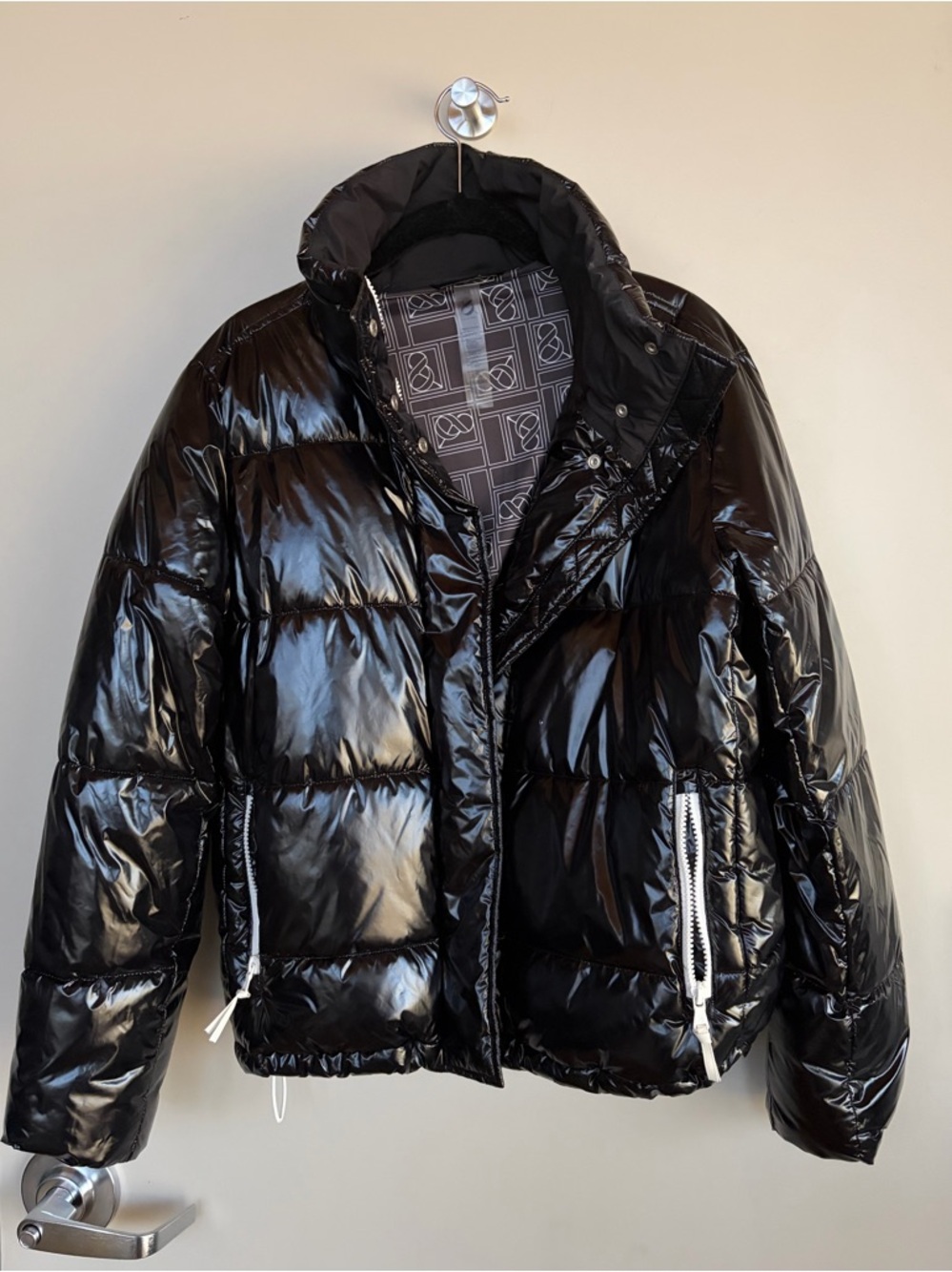 lou & grey black active puffer jacket XS